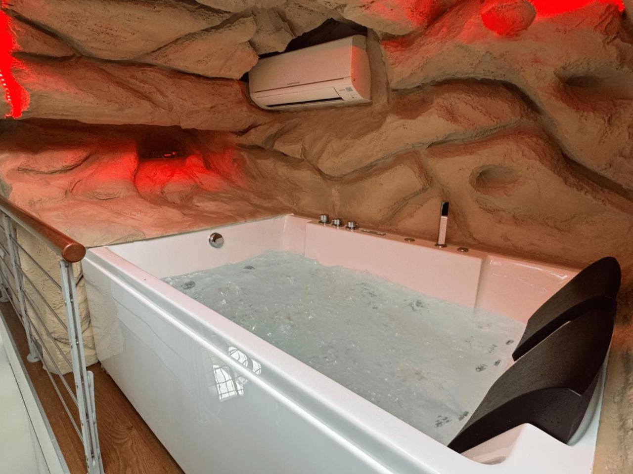 Podere Raffanna Ecologic House Massa e Cozzile Exteriör bild